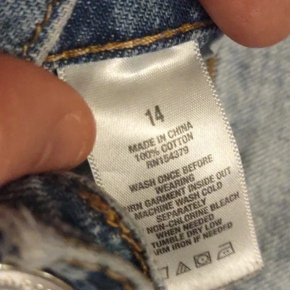 Cute Aeropostale Mom Jeans - Picture 6 of 10